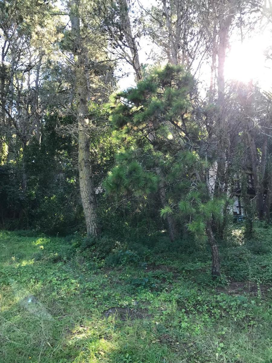 Terreno en Esquina en Mar Azul 3