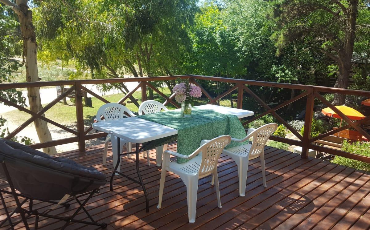 Casa en Dos Plantas con Amplio Espacio Verde 3