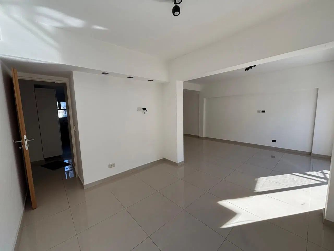 Departamento de 3/4 ambientes con amenities y cochera. Almagro norte 5