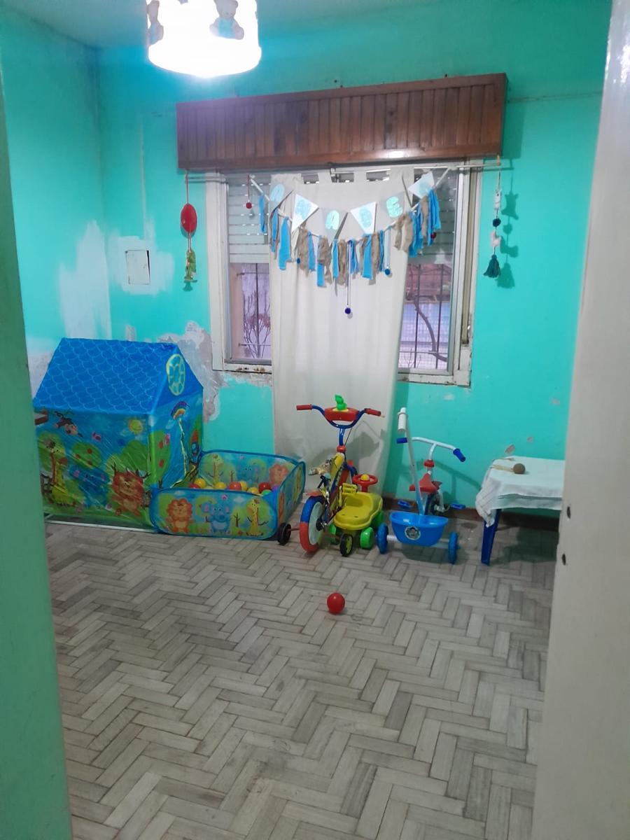 Casa a La Venta 4 Ambientes con Cochera y Patio 4