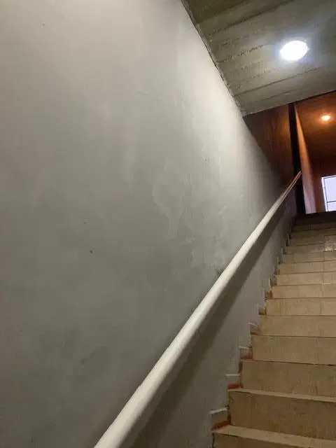 VENTA DE  2 LOCALES Y 2 DEPARTAMENTOS EN DEL VISO 5