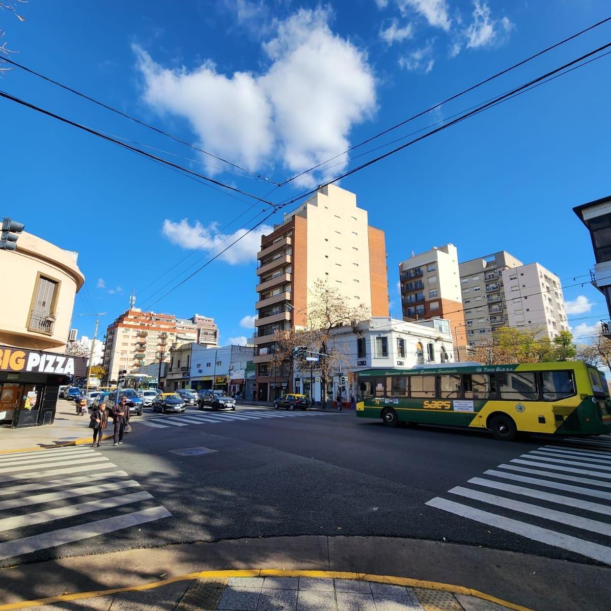 Av La Plata 1300 - Lote en Esquina con Tarija - Límite Parque Chacabuco y Boedo 2