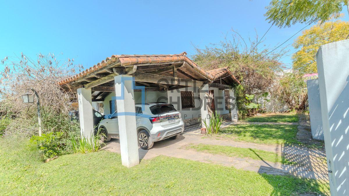 Foto de Comodoro Rivadavia 100 - Casa de 5 ambientes doble lote con pileta, imagen 2