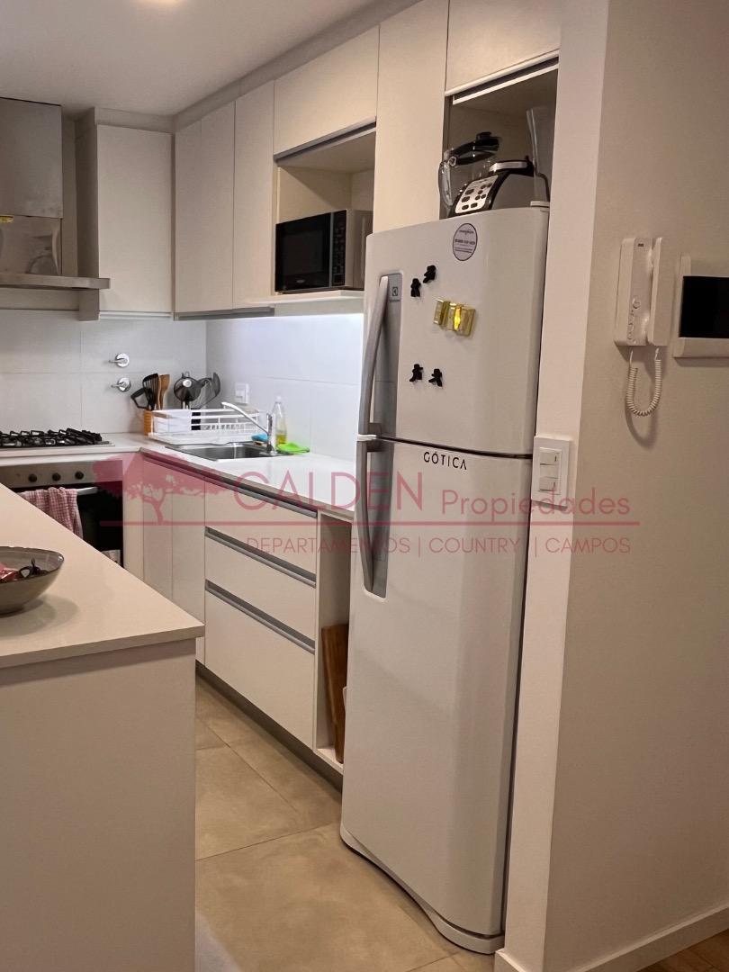 Foto de Venta dpto. 2 amb. c/ cochera, jardín y parrilla - Coghlan, imagen 4