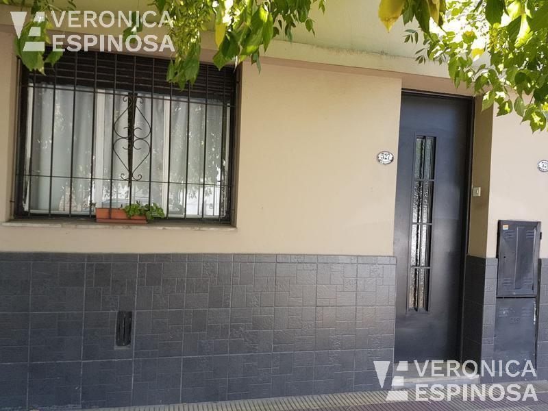 Casa en PH en Venta Moron. Zona Comercial Cuatro Ambientes 2