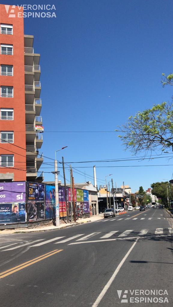 Local en Moron Sur 3