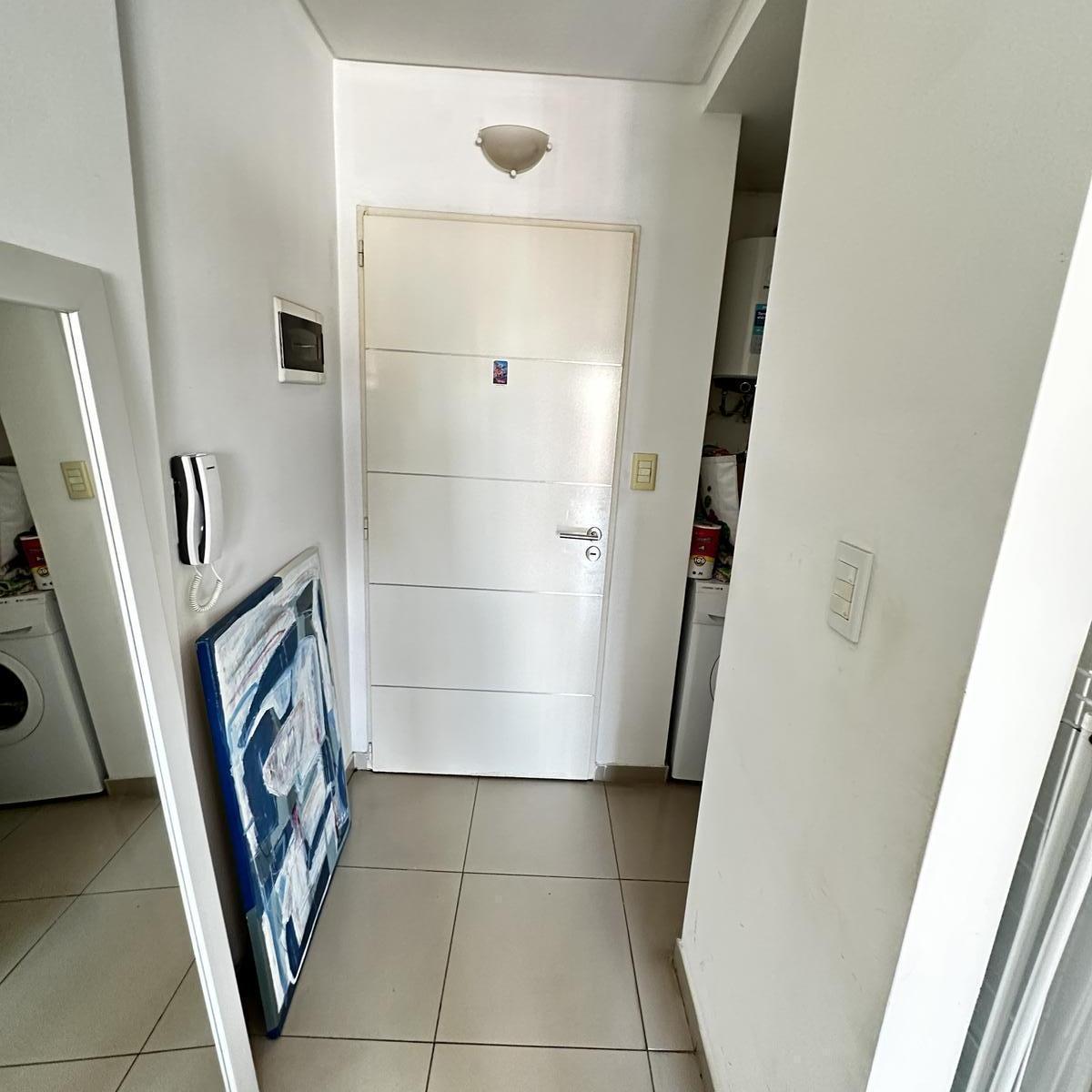 Departamento Venta Moron un Ambiente 5