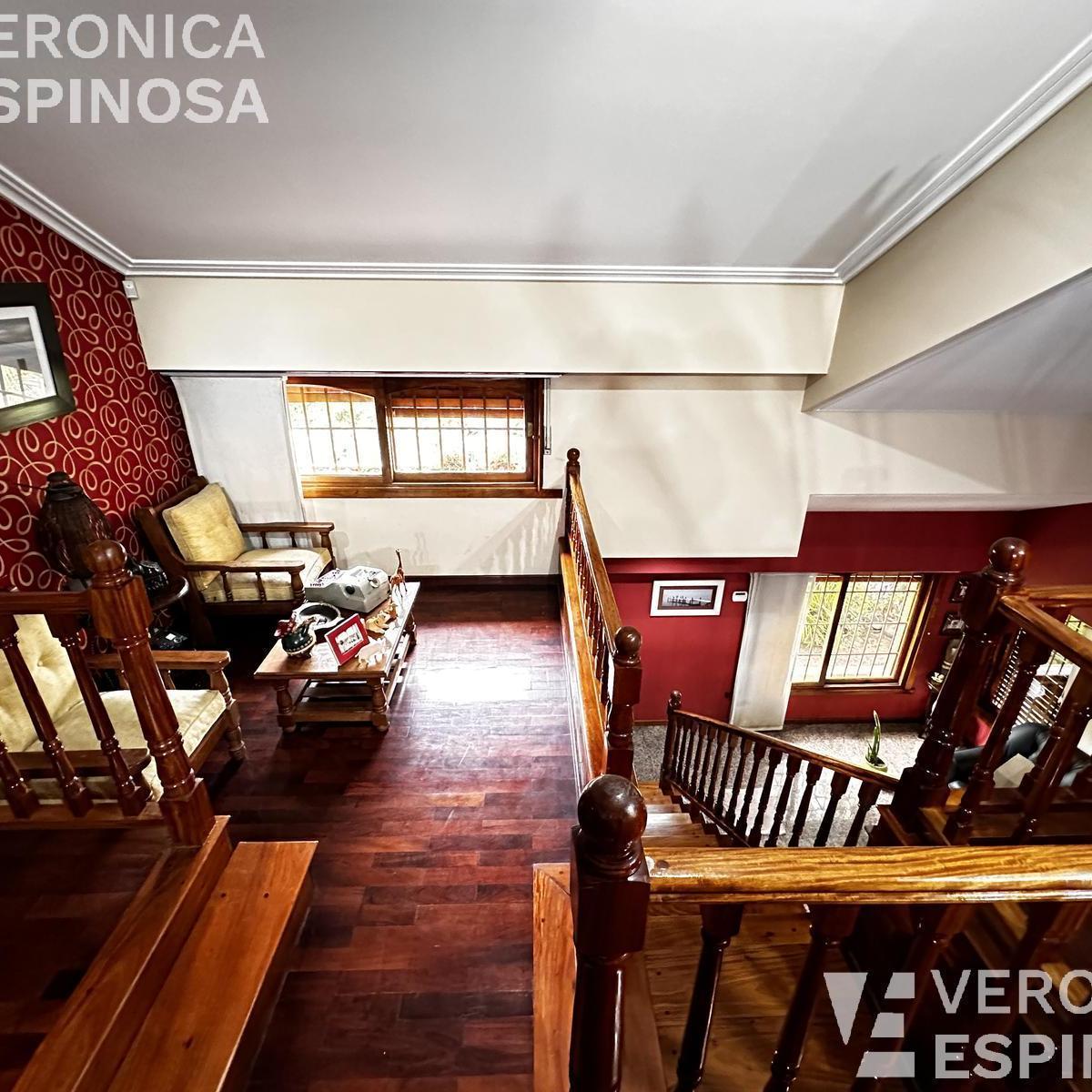 Casa en Venta 5 Ambientes, Morón 2