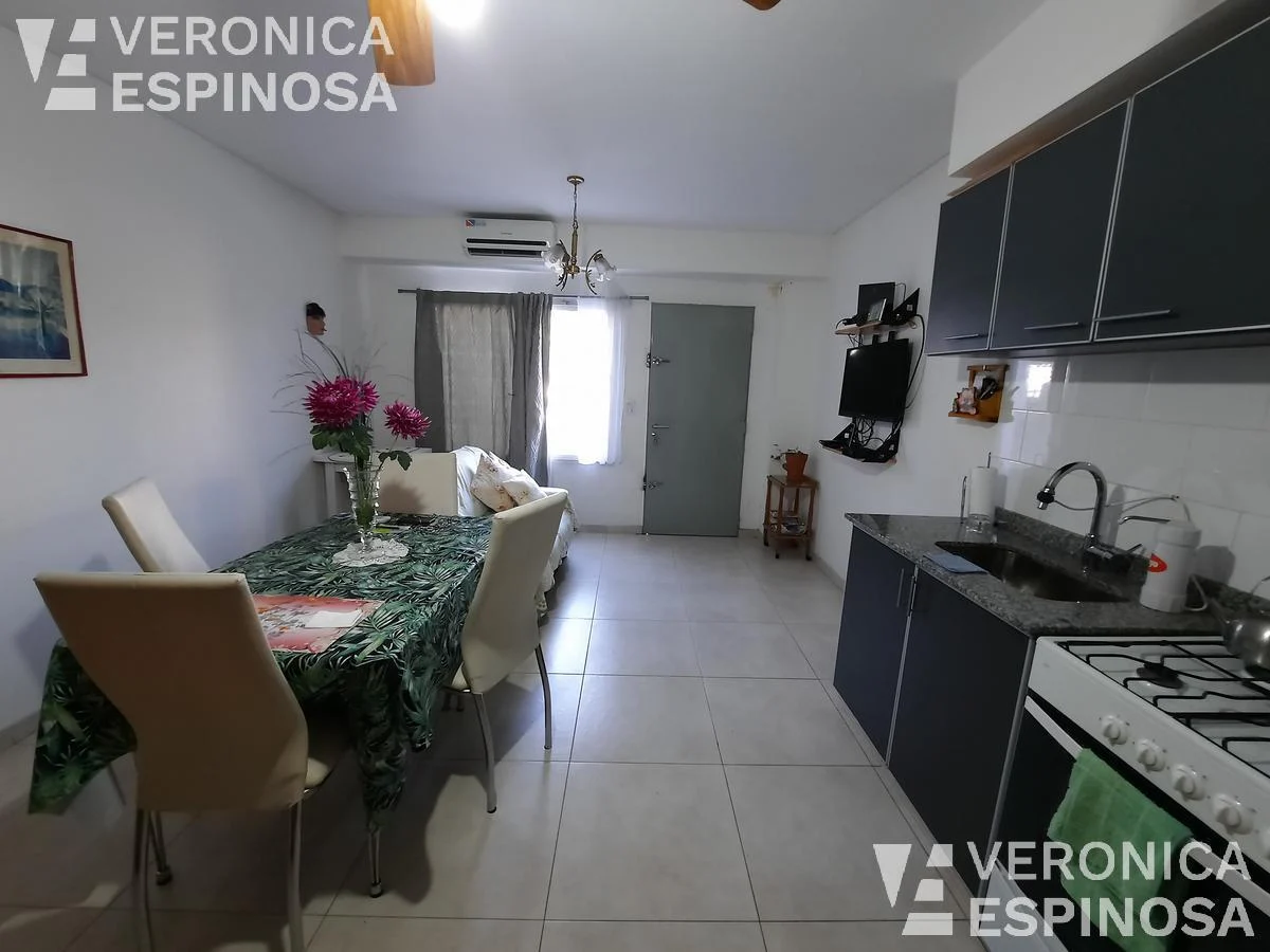 Departamento de Dos Ambientes en Venta - Moron Sur 5