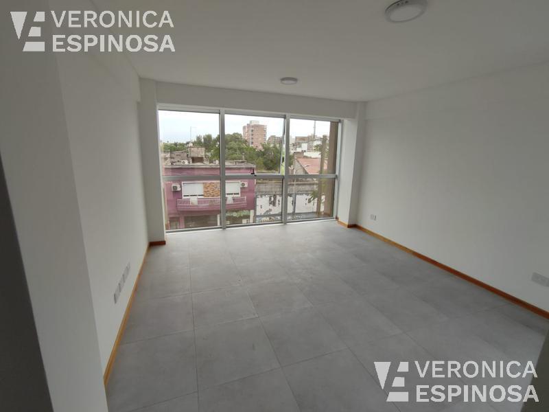 Departamento de un Ambiene con Cochera, en Venta. Ituzaingo. Entrega Inmediata. 4