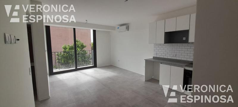 Departamento de Dos Ambientes en Venta, Haedo. Excelente Ubicación. 5