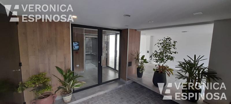 Departamento de Dos Ambientes en Venta, Haedo. Excelente Ubicación. 4