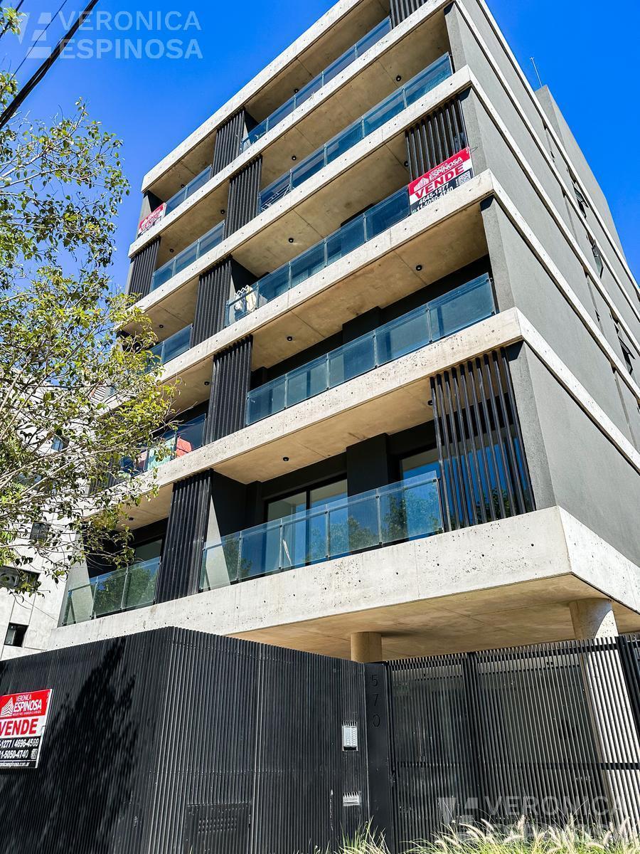 Departamento de Dos Ambientes con Cochera, en Venta - Ituzaingó Sur 1