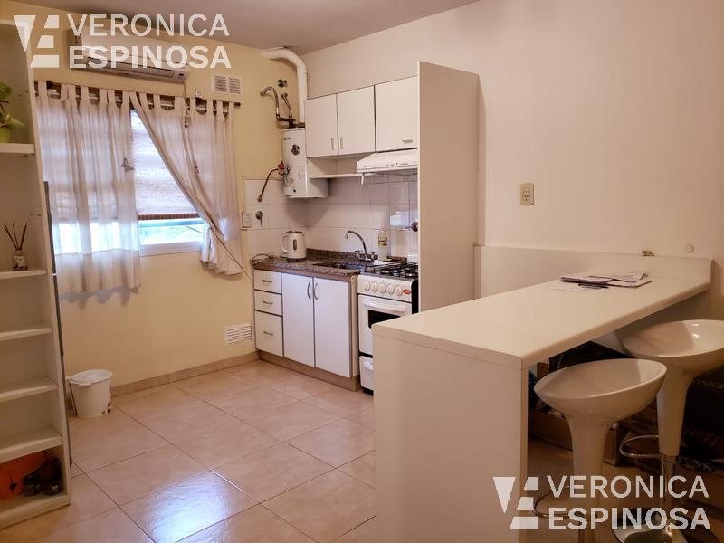 Departamento de Dos Ambientes en Venta - Moron 4