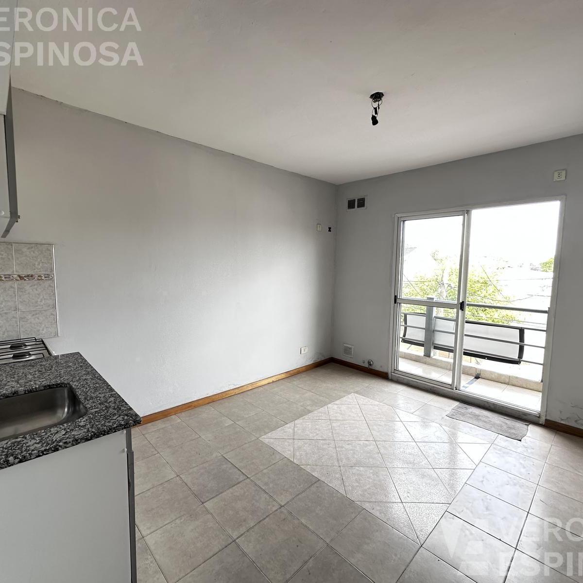 Departamento en Venta en Moron 4