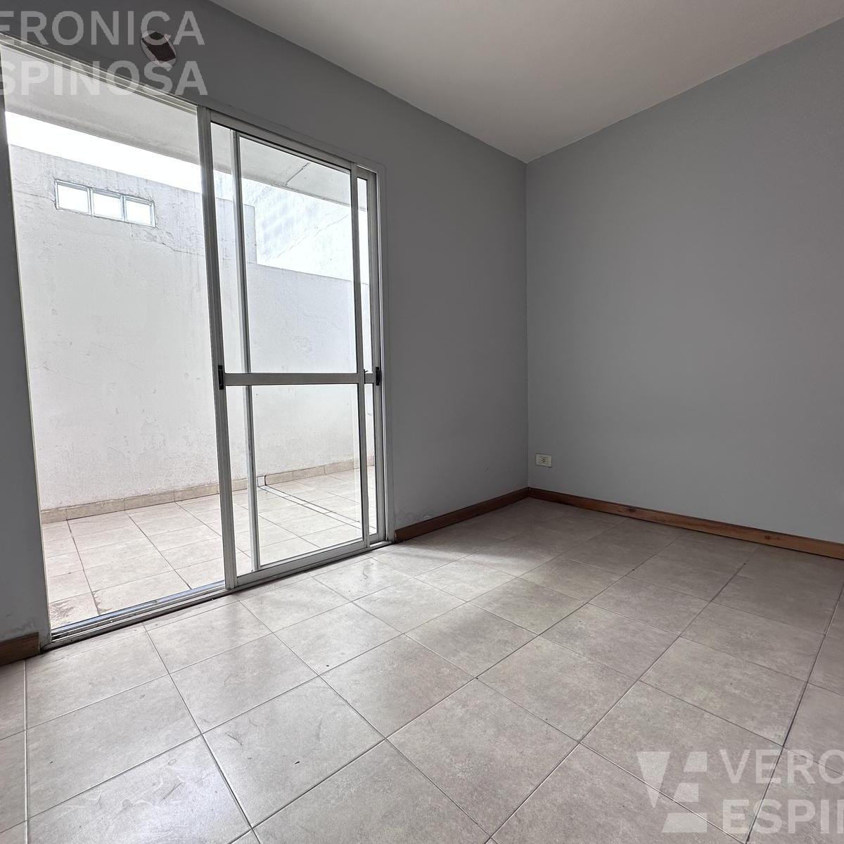 Departamento en Venta en Moron 3