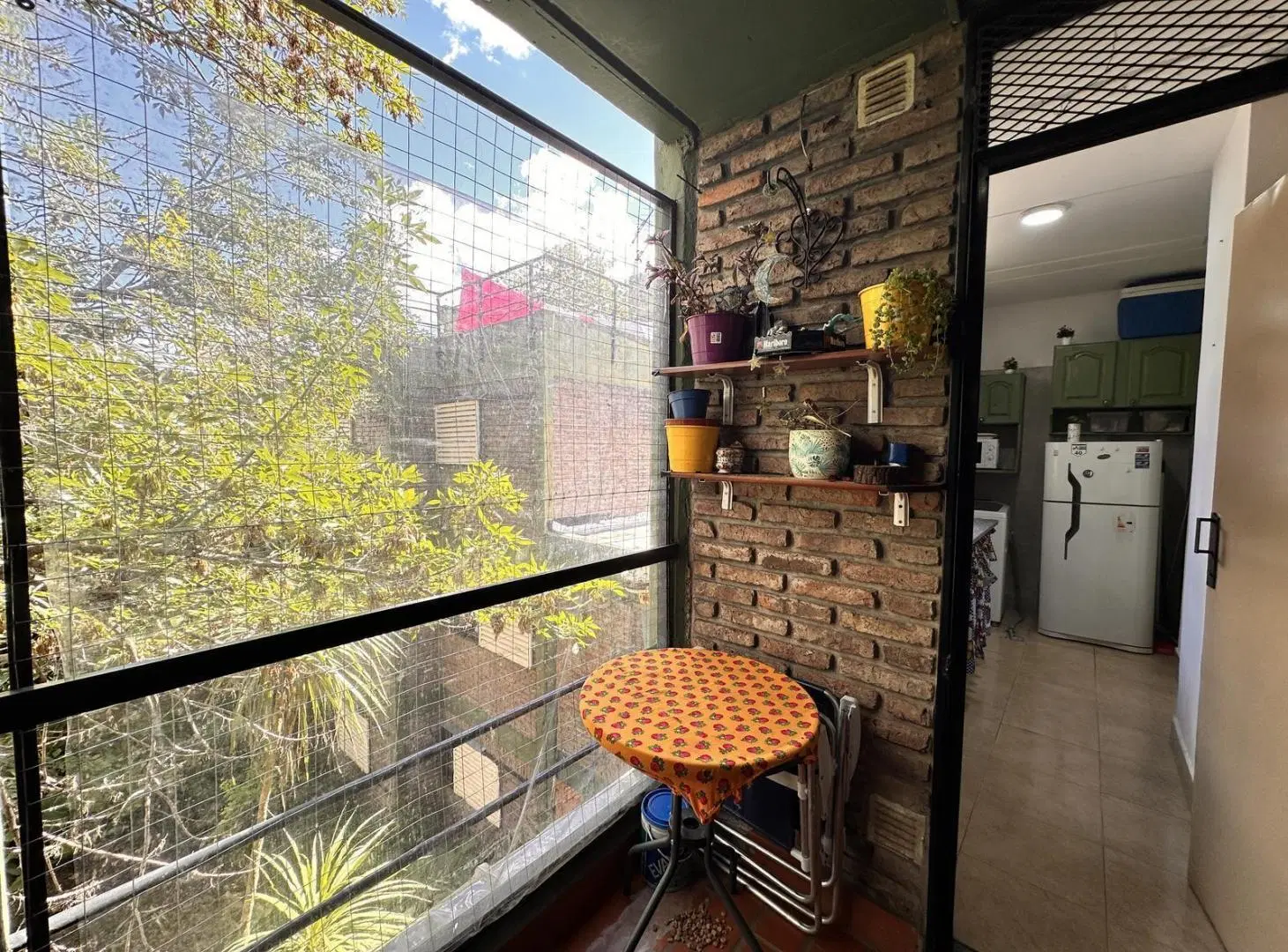 Departamento de tres ambientes en venta, Moron Sur 2