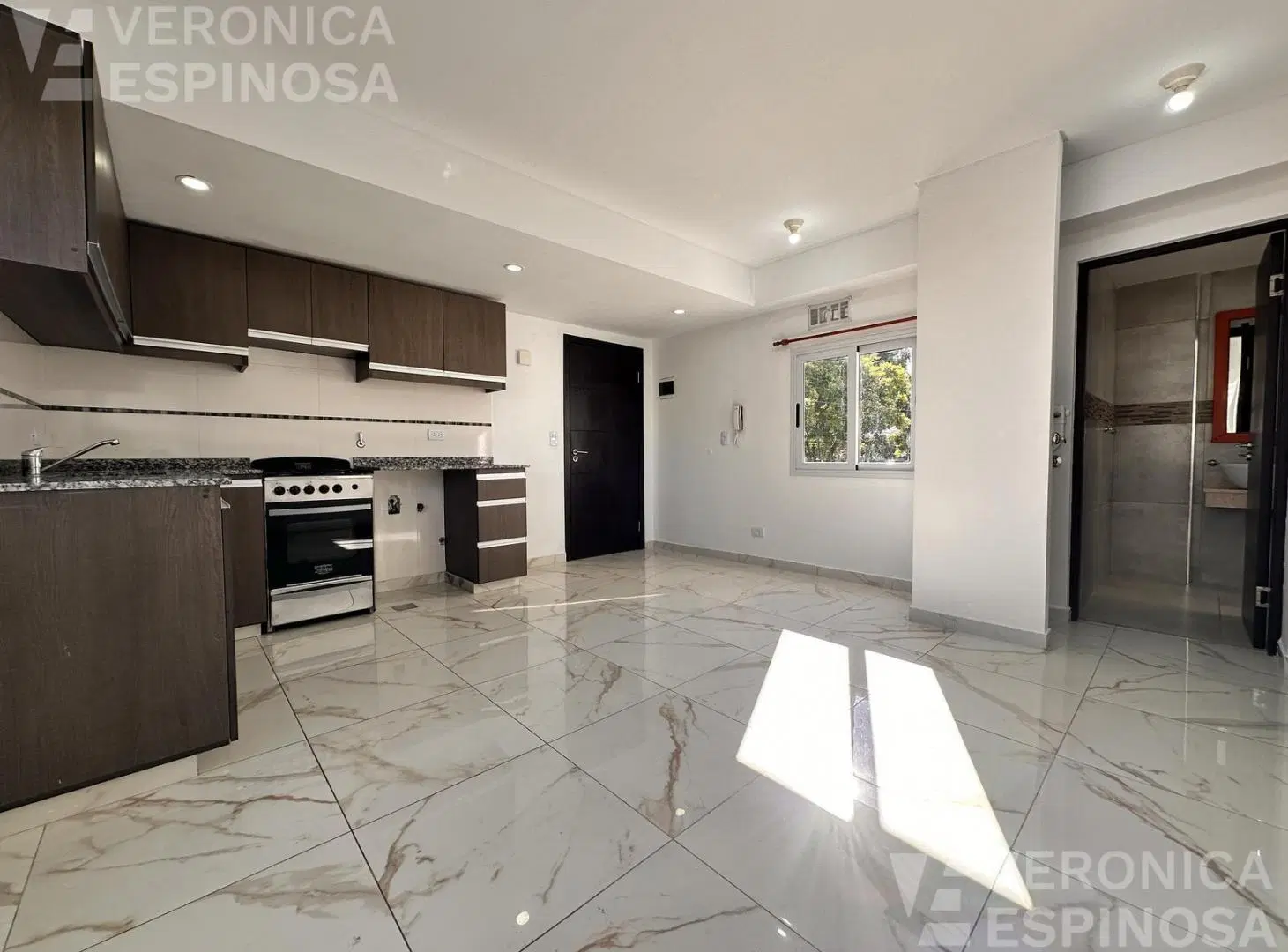 Departamento de dos ambientes con cocheras en venta, Moron 3