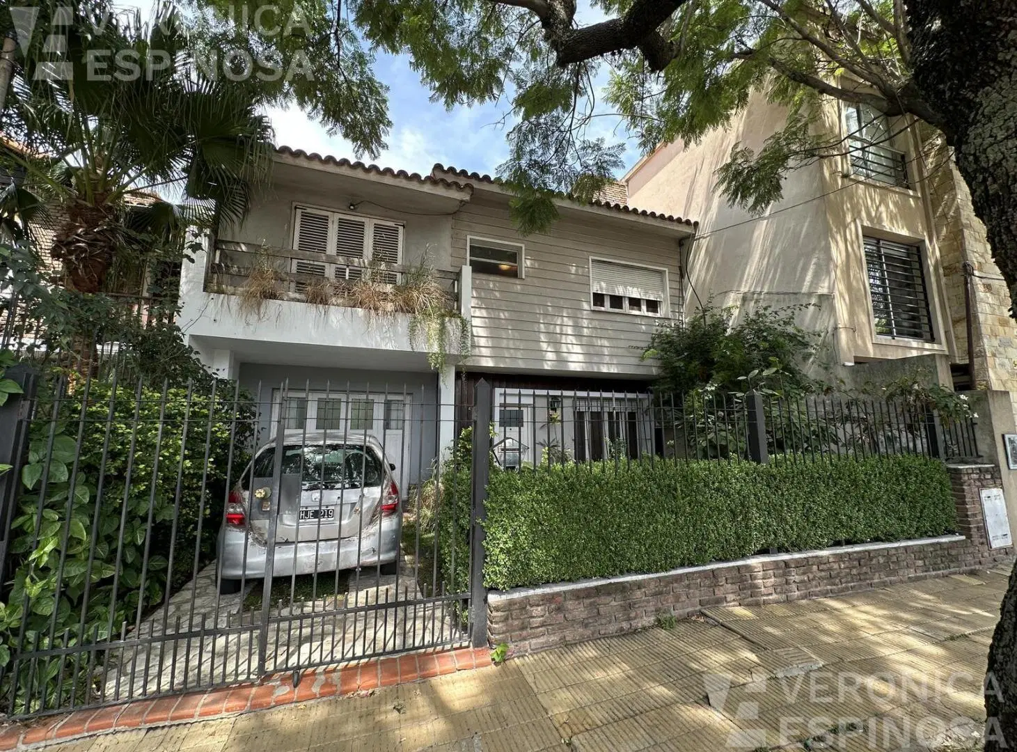 Casa de cinco ambientes en venta en Haedo Norte 1