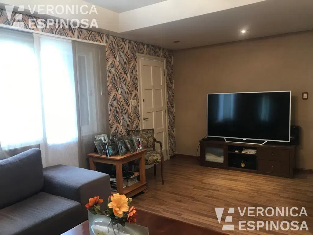 Casa en venta en Moron 4