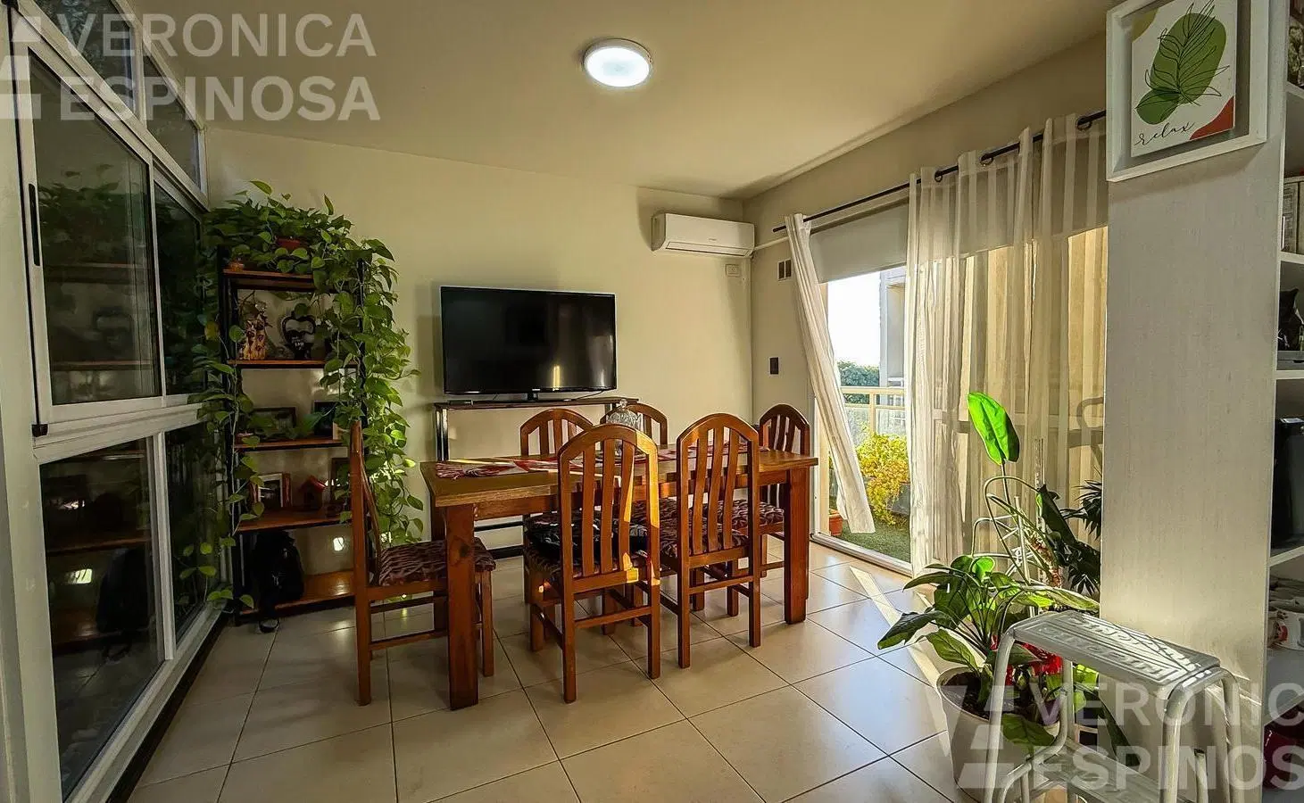 Departamento en venta de tres ambientes en Moron Sur 4