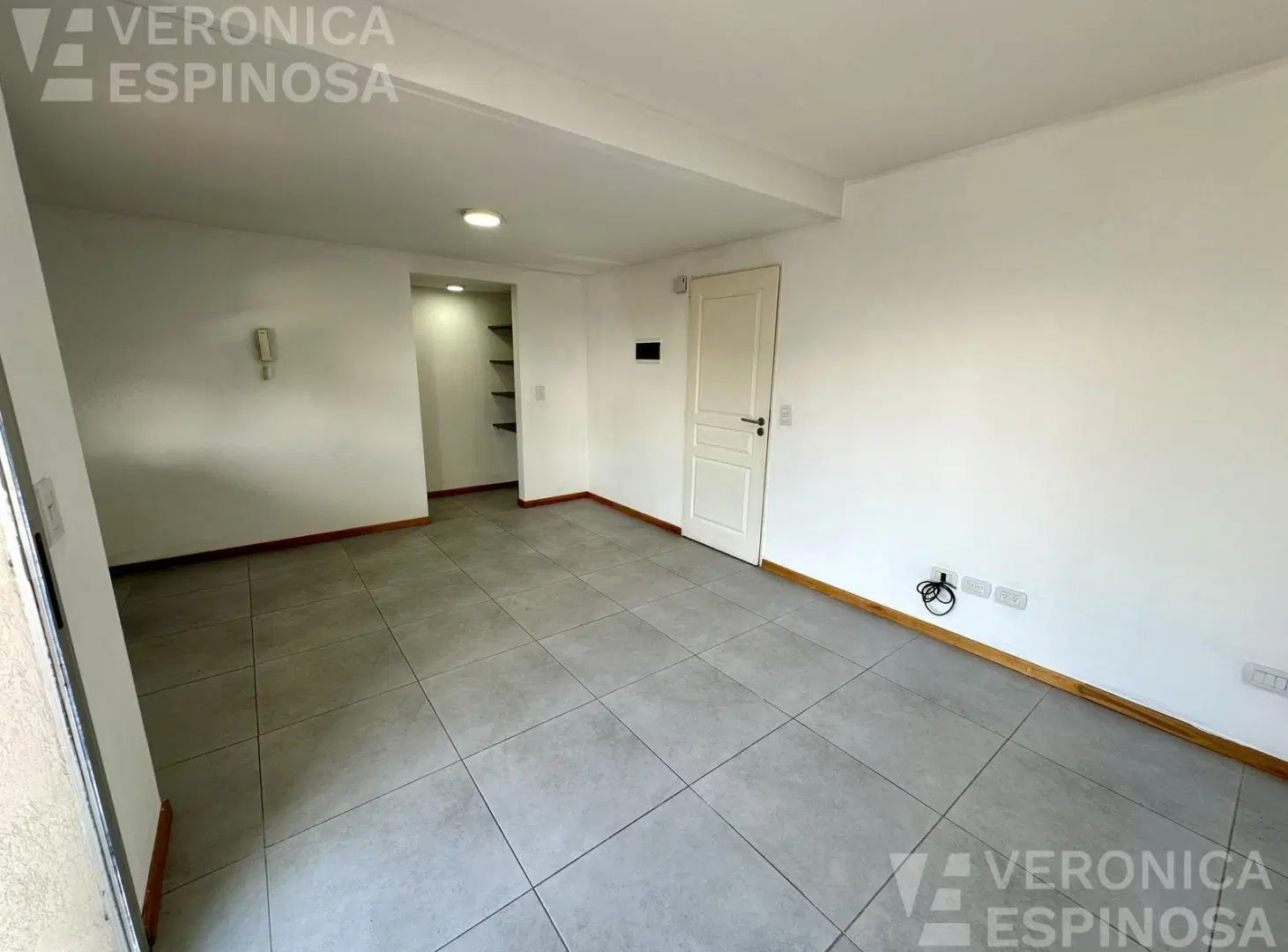 Departamento de un ambiene en venta, Ituzaingo. Con cochera 2