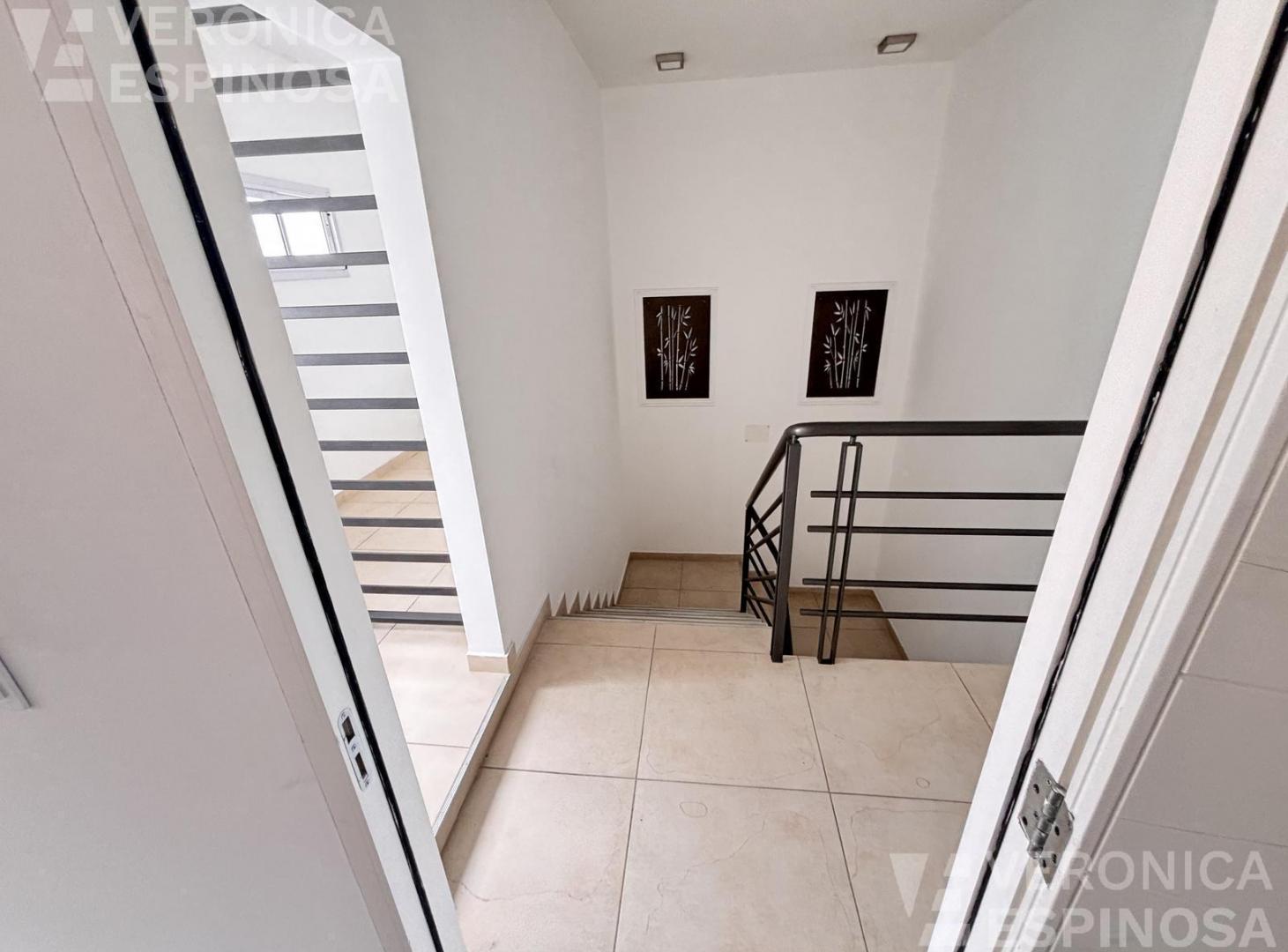 Foto de Departamento en de dos ambienes en venta, Villa Luzuriaga, imagen 4