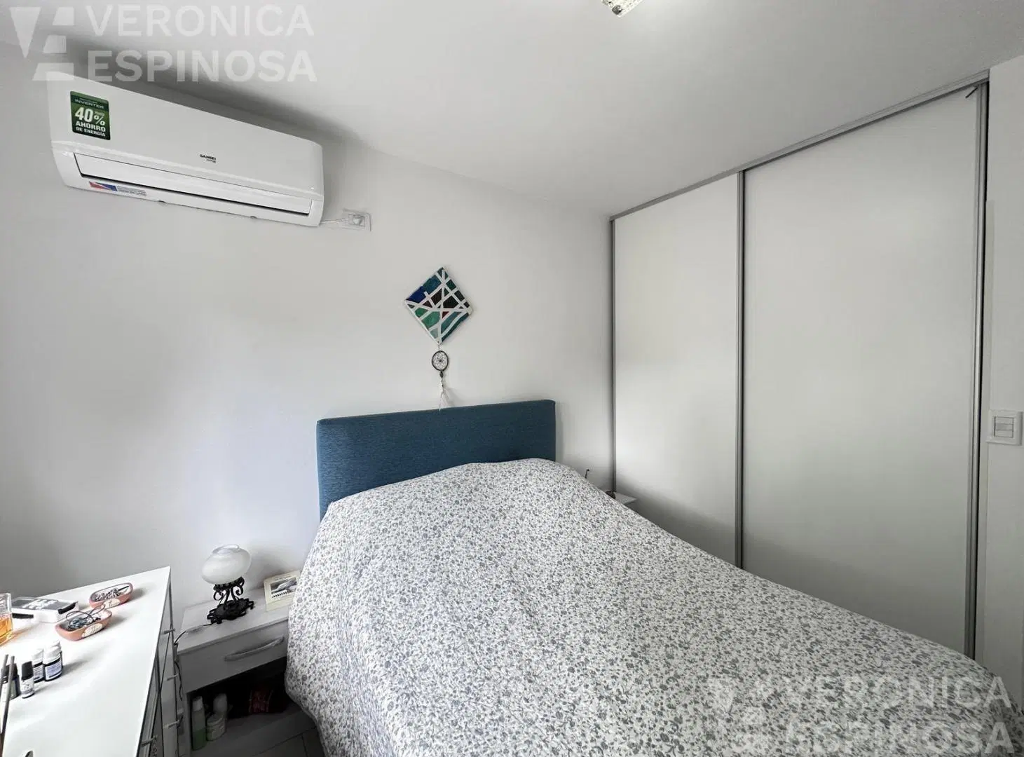 Departamento de dos ambientes con cochera en venta, Moron 5