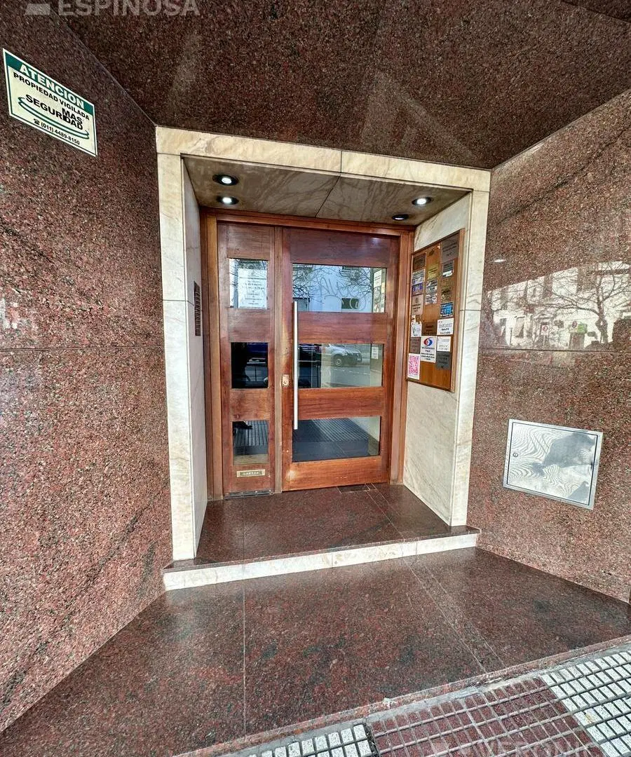 Departamento en Moron Sur, venta 3 ambientes 2