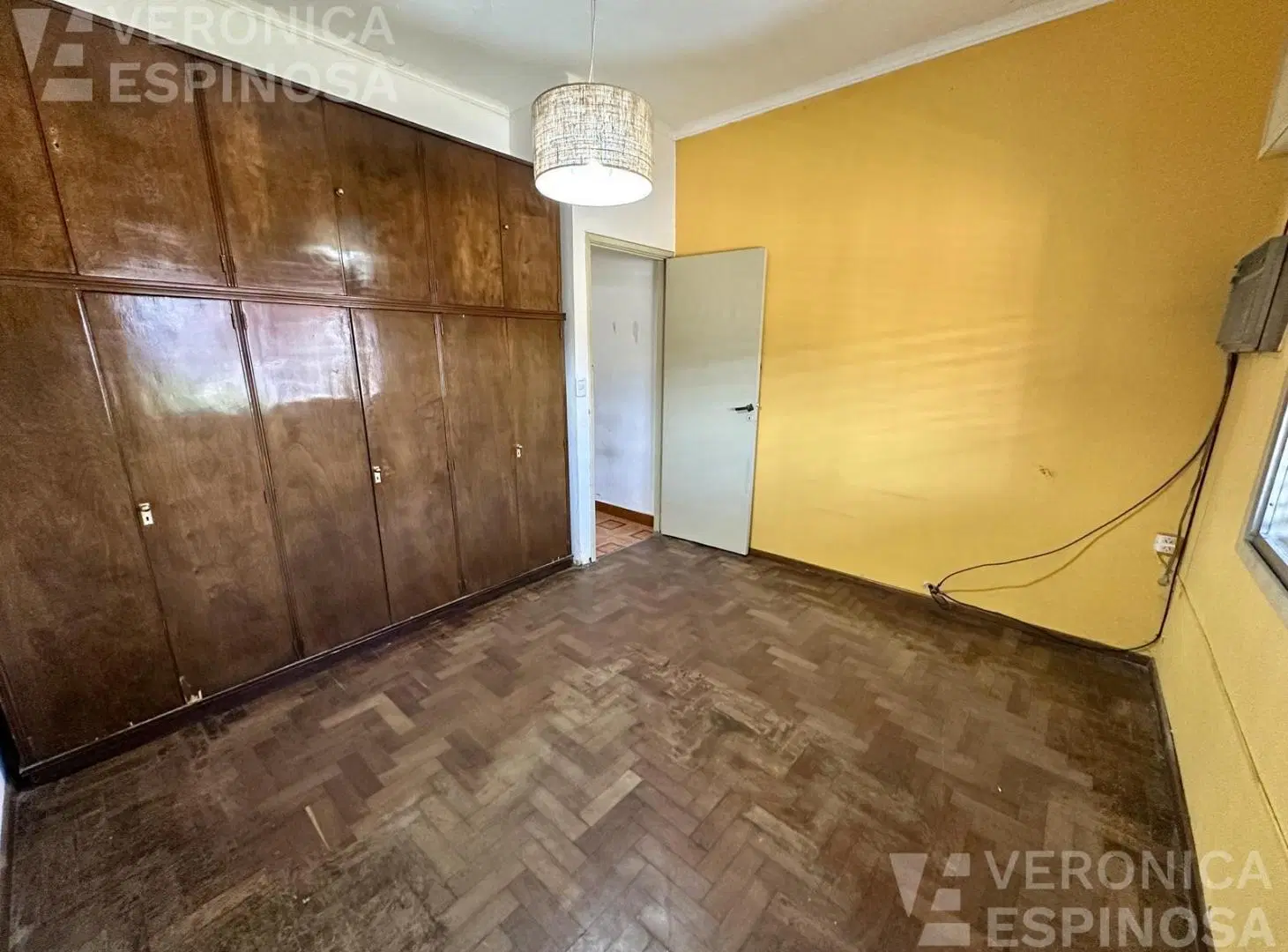 Casa venta en Moron Sur, 3 ambientes patio 5