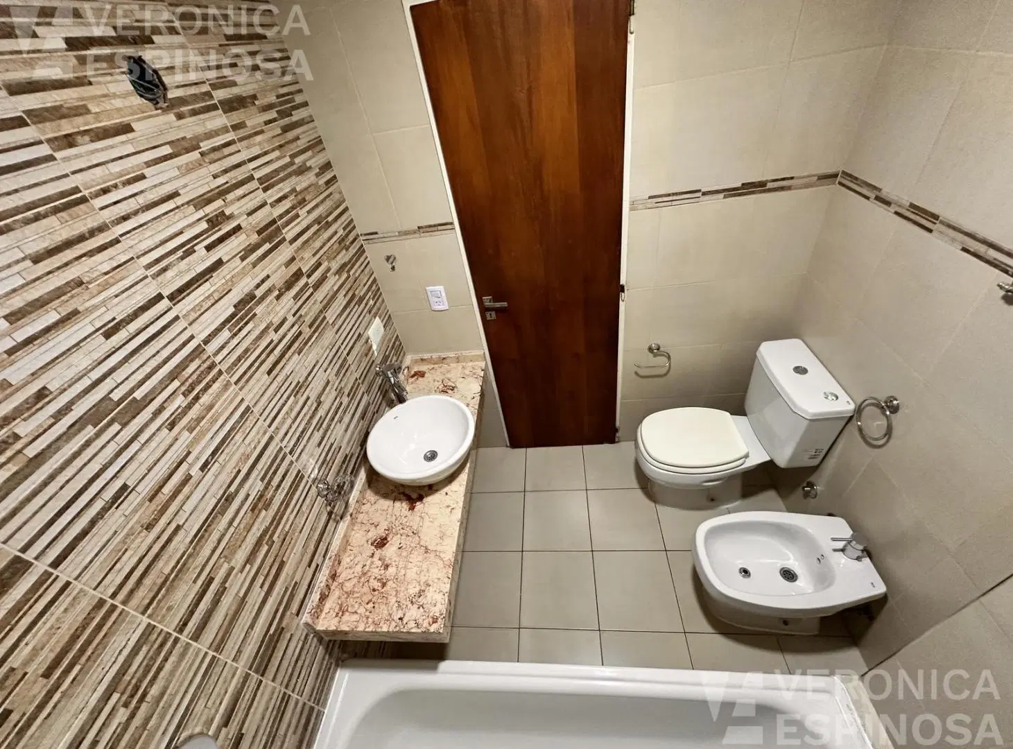 Departamento dos ambientes venta Moron 3