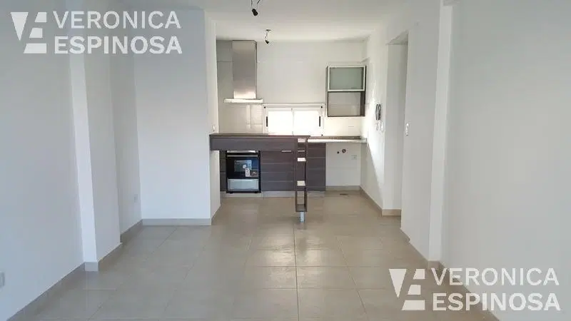 Departamento de un ambiente en alquiler- Moron Norte 2