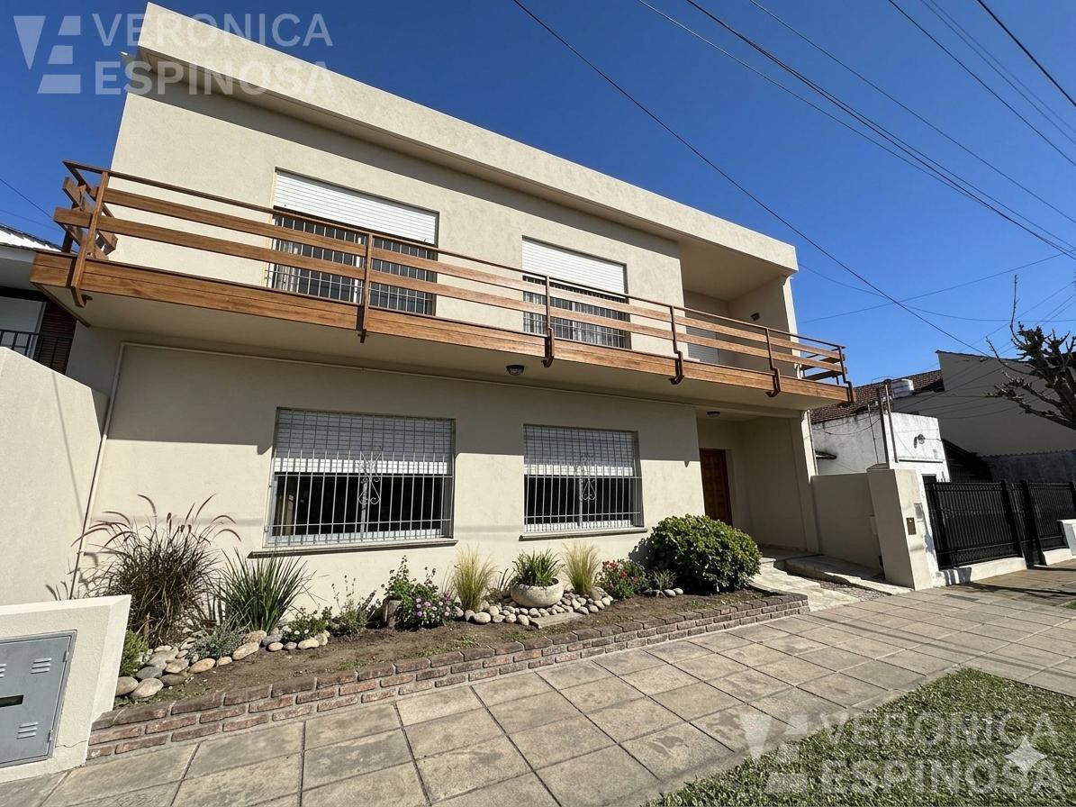Foto de Casa en Moron Sur venta 4 ambientes cochera, imagen 4
