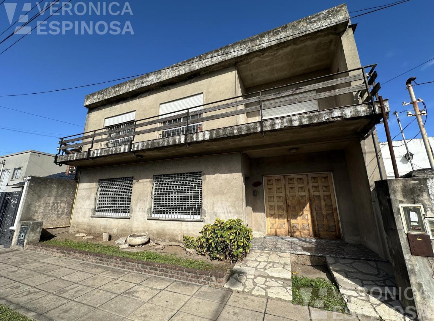 Foto de Casa en Moron Sur venta 4 ambientes cochera, imagen 5