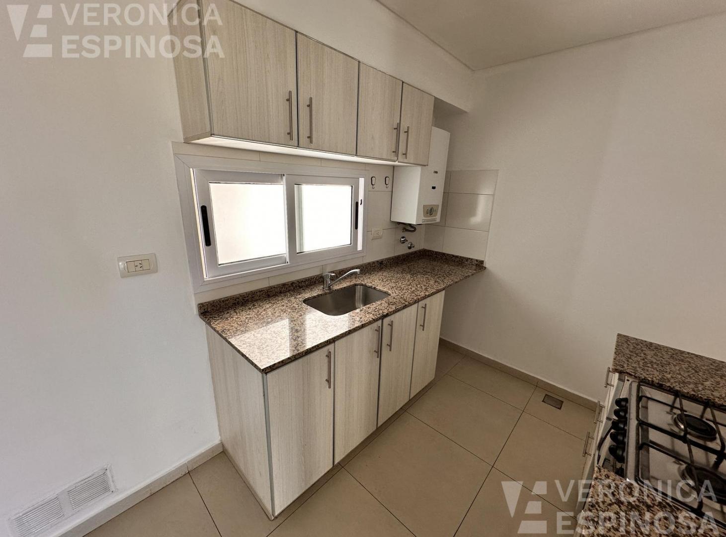 Foto de Departamento dos ambientes venta, Moron, imagen 2