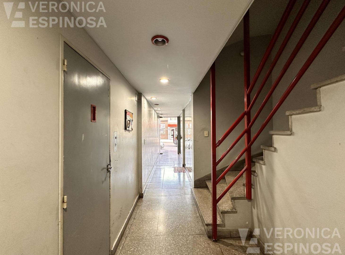 Foto de Departamento dos ambientes en venta, Moron, imagen 2