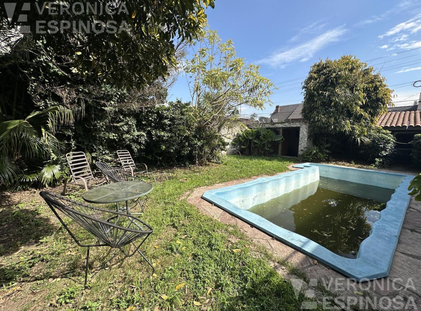 Foto de Terreno con Quincho y Pileta en Venta en Moron sur, imagen 4