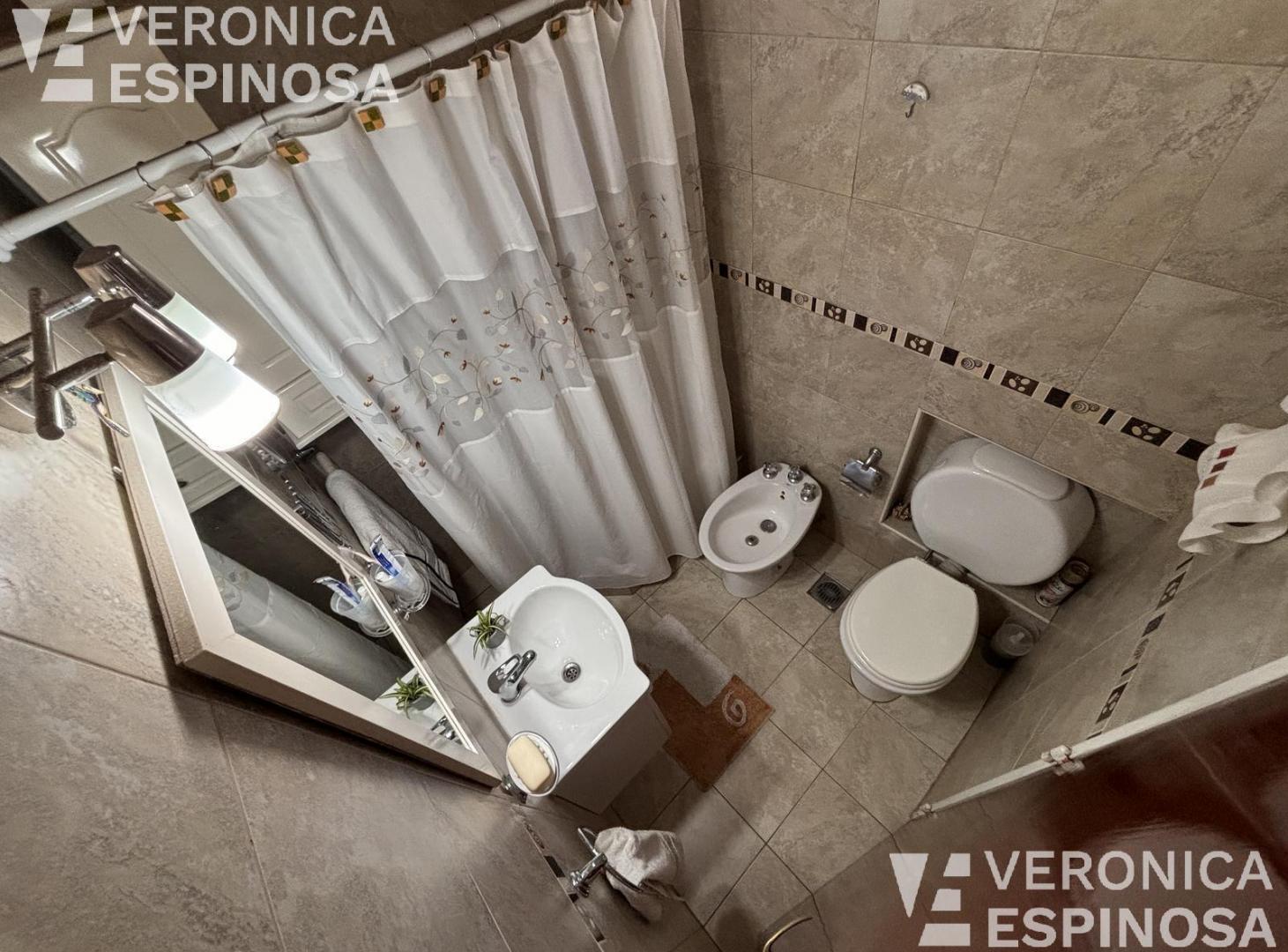 Foto de PH Moron Sur tres ambientes cochera patio, imagen 4