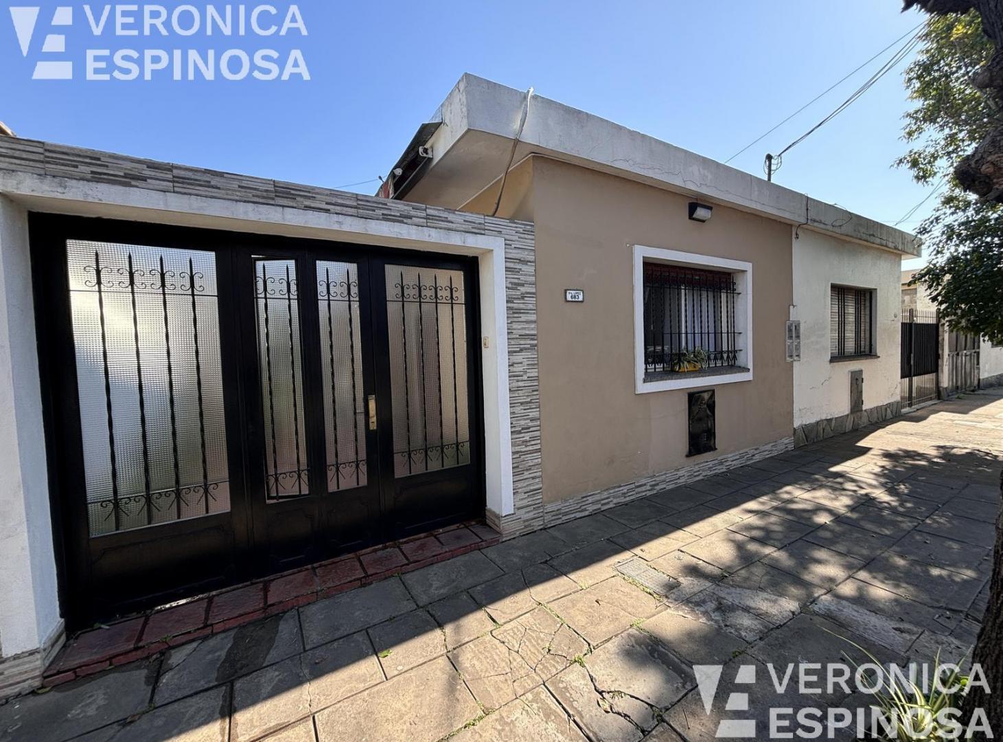 Foto de PH Moron Sur tres ambientes cochera patio, imagen 3