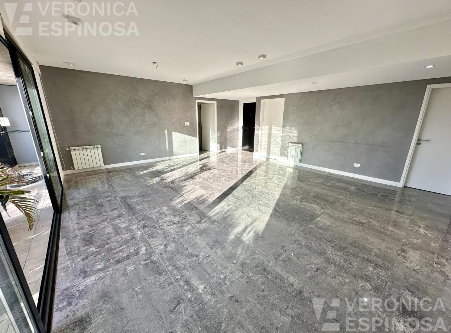 Foto de Departamento de cuatro ambientes en venta, Castelar Sur, imagen 1