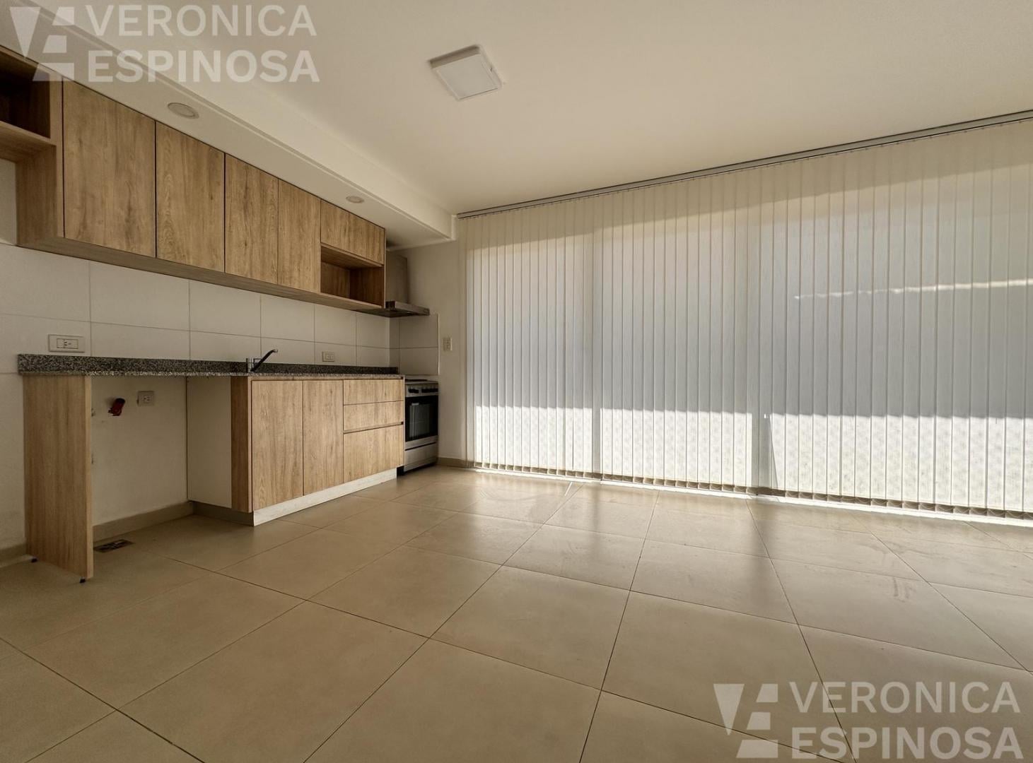 Foto de Departamento de dos ambientes en Morón Norte- Con terraza, imagen 2