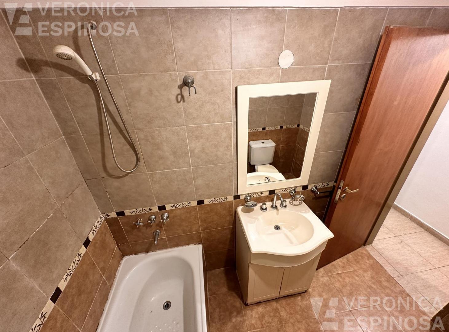 Foto de Departamento de un ambiente en alquiler, Moron, imagen 5