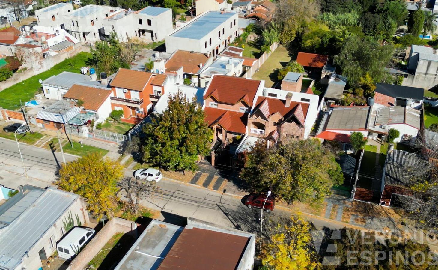 Foto de Casa en San Antonio De Padua pileta cochera 3 dormitorios, imagen 5