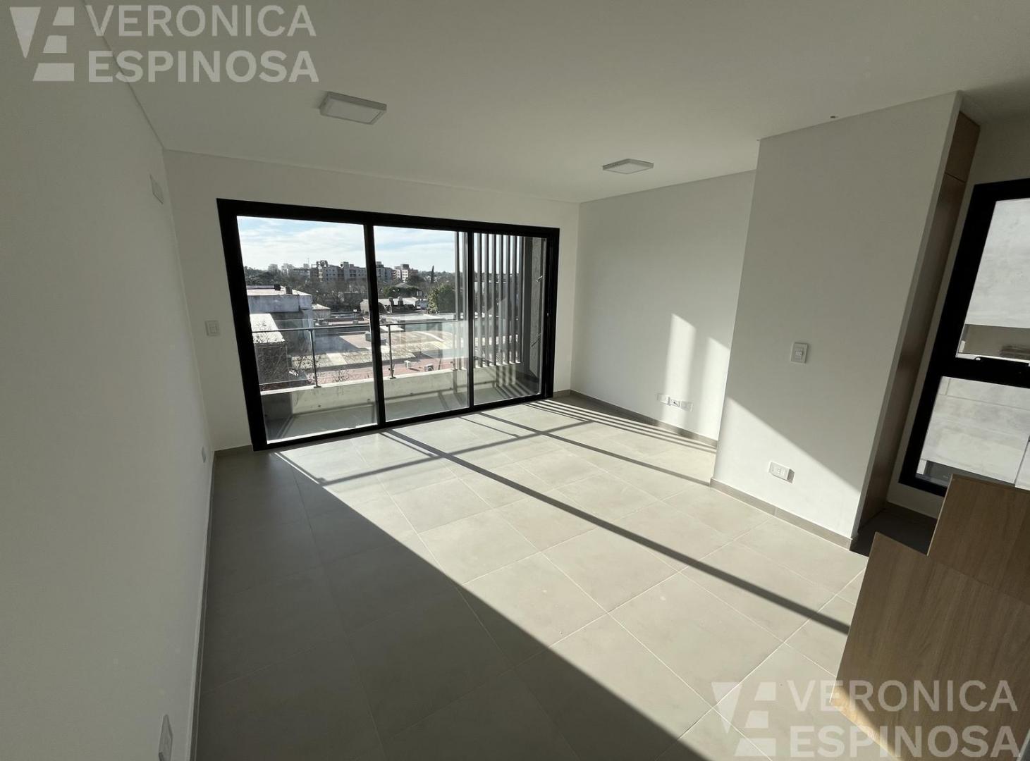 Foto de Departamento de dos ambientes con cochera, en venta- Ituzaingó Sur A, imagen 3