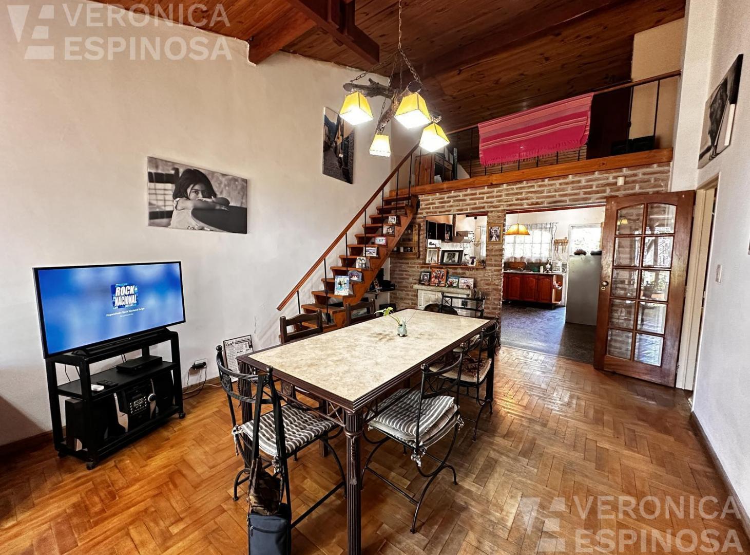 Foto de Casa de tres ambientes en venta, Haedo Norte, imagen 1