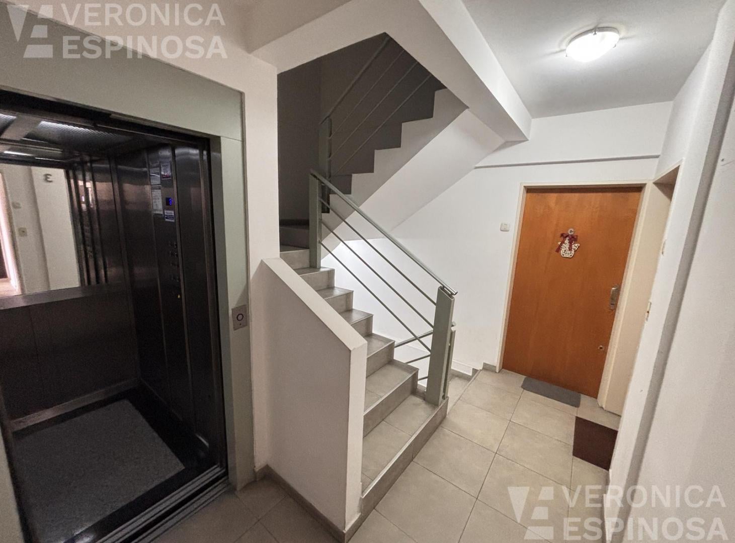 Foto de Departamento venta monoambiente balcon piscina parrilla Moron Sur, imagen 4