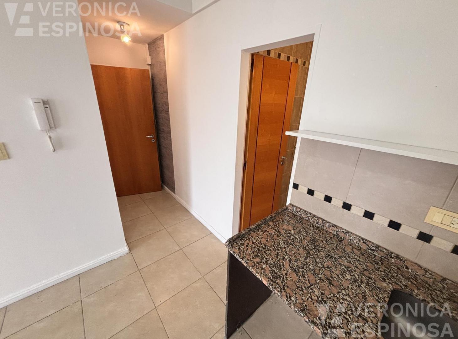 Foto de Departamento venta monoambiente balcon piscina parrilla Moron Sur, imagen 5