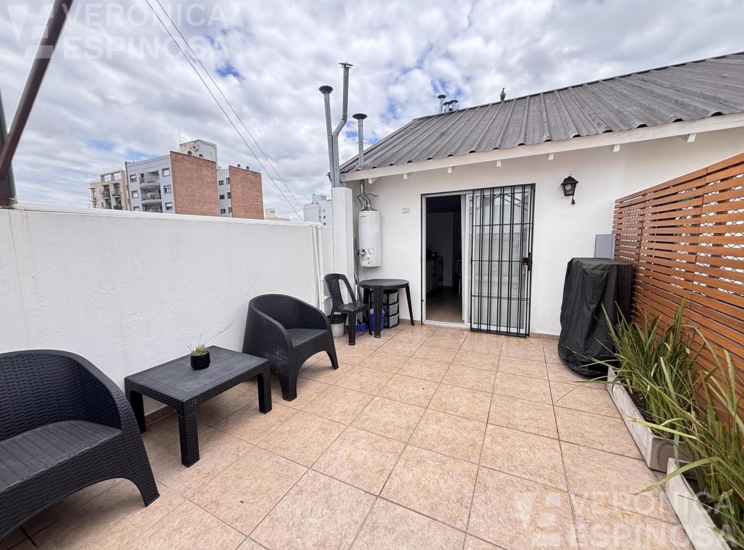 Foto de Departamento monoambiente balcón patio Morón Sur, imagen 5