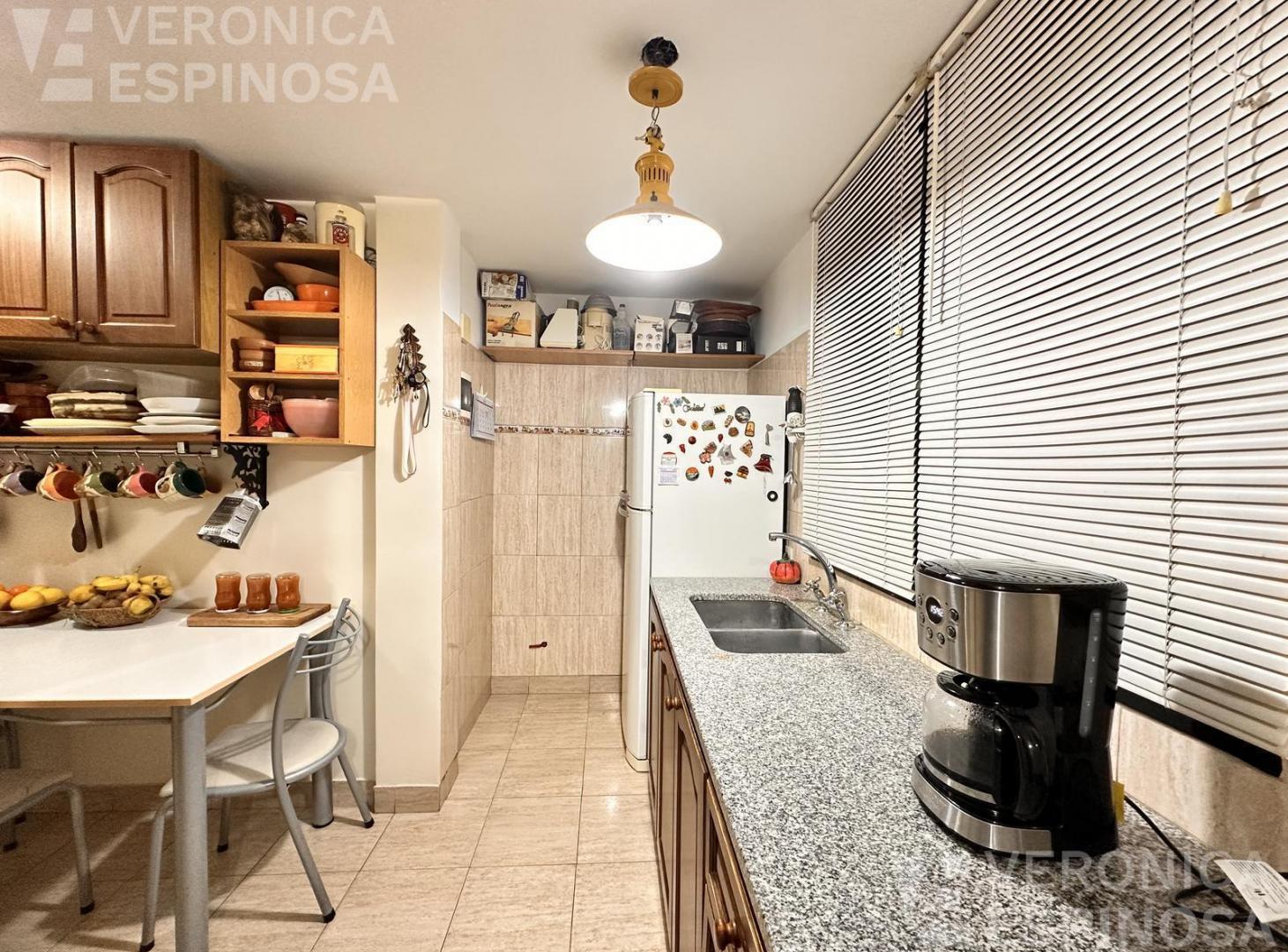 Foto de Departamento cuatro ambientes en venta, en Moron, imagen 4