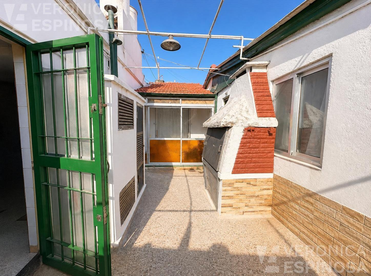 Foto de Casa local comercial en venta Haedo, imagen 1